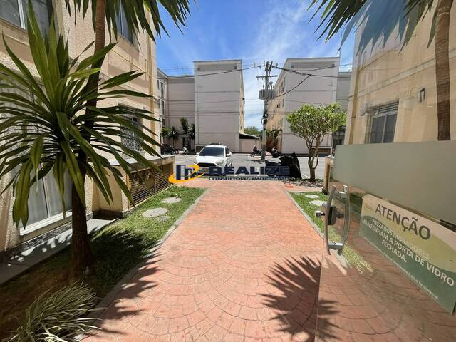 #2768 - Apartamento para Venda em Campos dos Goytacazes - RJ