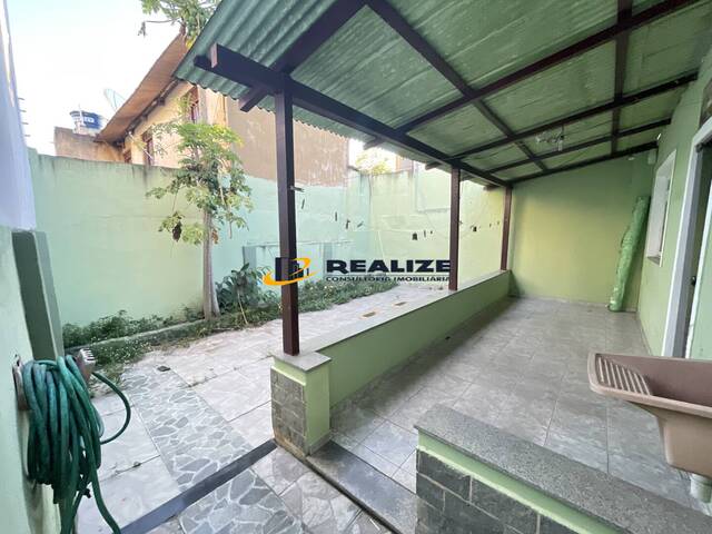 #2704 - Casa para Venda em Campos dos Goytacazes - RJ