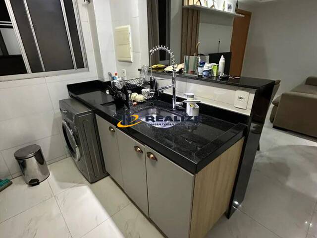 #2821 - Apartamento para Venda em Campos dos Goytacazes - RJ