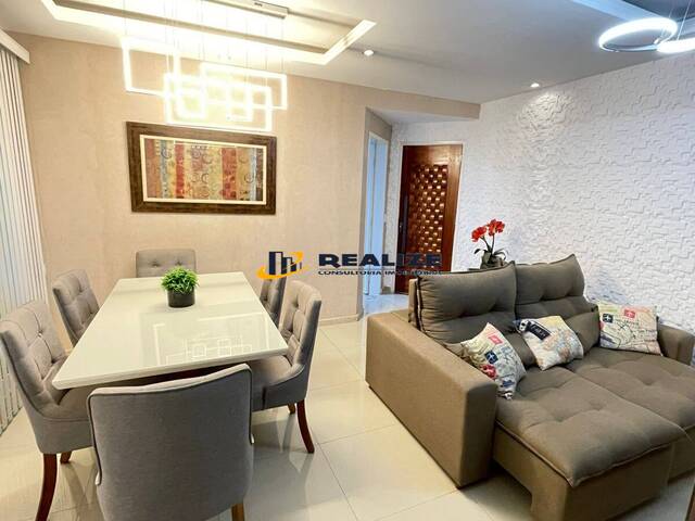 #2828 - Apartamento para Venda em Campos dos Goytacazes - RJ