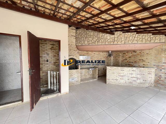 #2844 - Casa para Venda em Campos dos Goytacazes - RJ