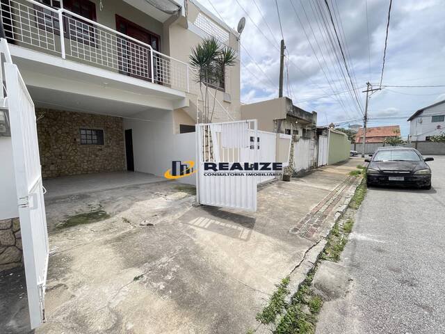#2838 - Casa para Venda em Campos dos Goytacazes - RJ