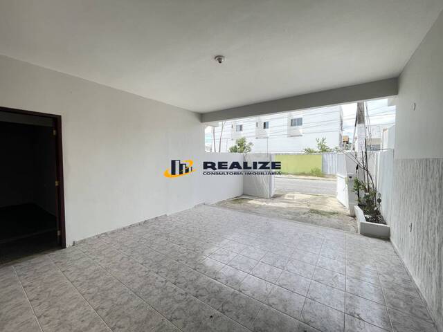 #2838 - Casa para Venda em Campos dos Goytacazes - RJ