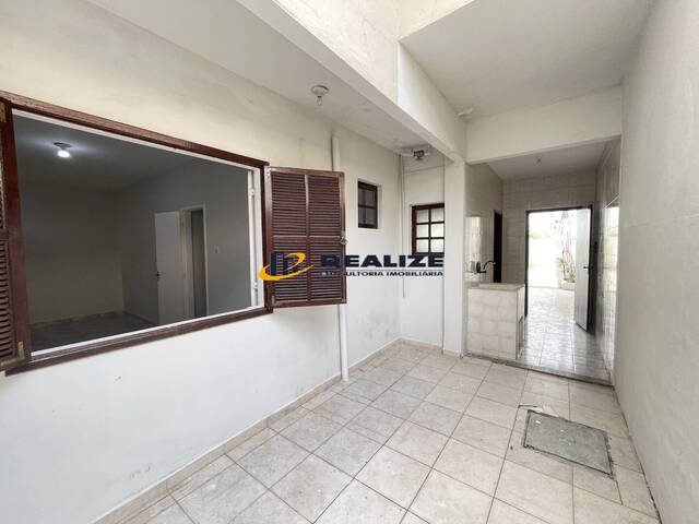 #2837 - Casa para Venda em Campos dos Goytacazes - RJ