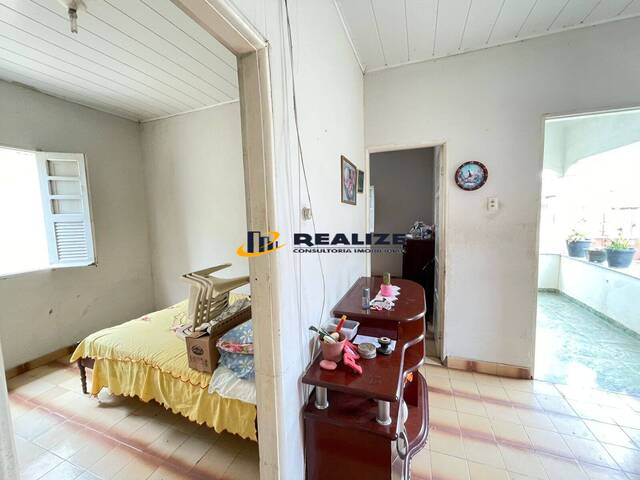 #2871 - Casa para Venda em Campos dos Goytacazes - RJ