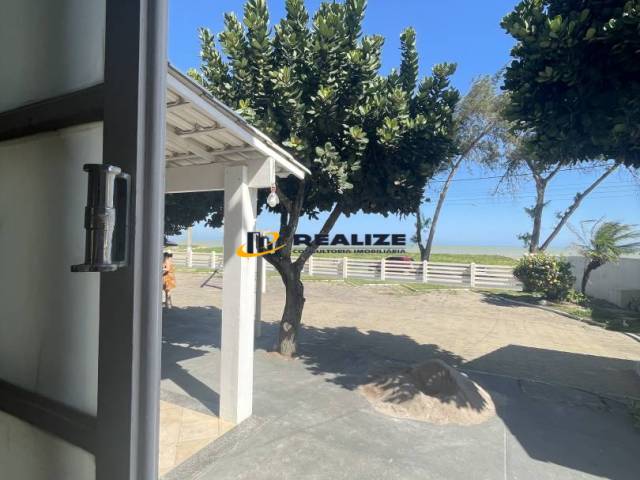 #2898 - Casa para Venda em Campos dos Goytacazes - RJ