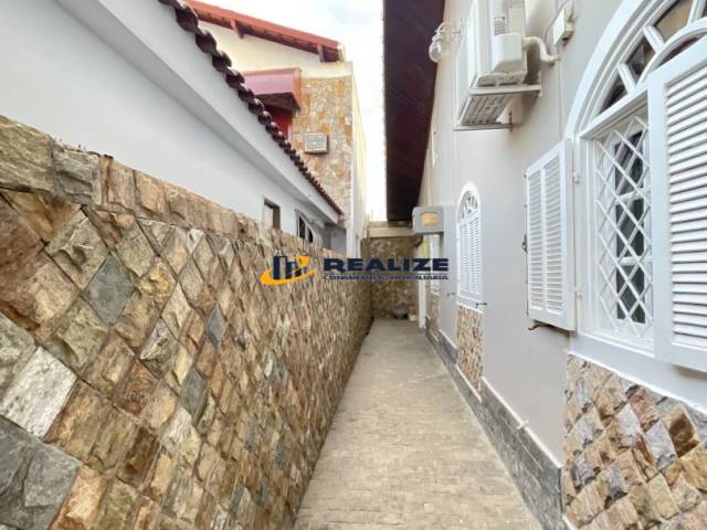 #2912 - Casa para Venda em Campos dos Goytacazes - RJ