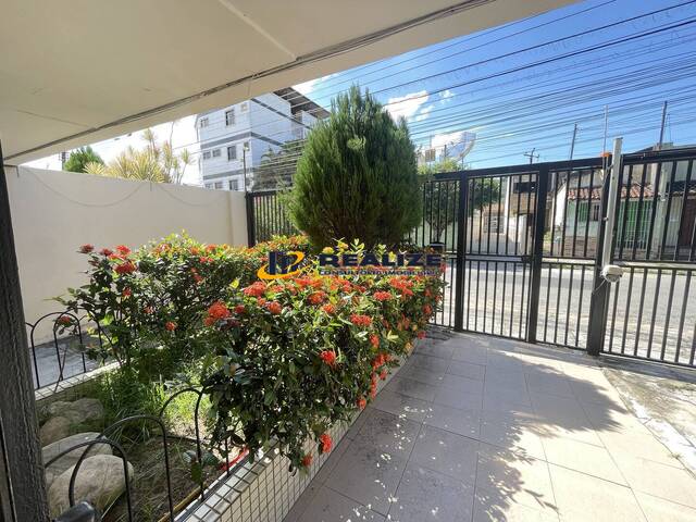 #2355 - Apartamento para Venda em Campos dos Goytacazes - RJ