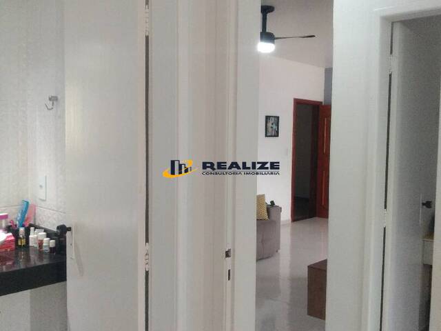 Apartamento para Venda em Campos dos Goytacazes - 4