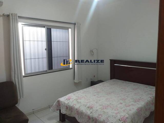 #1122 - Casa para Venda em Campos dos Goytacazes - RJ