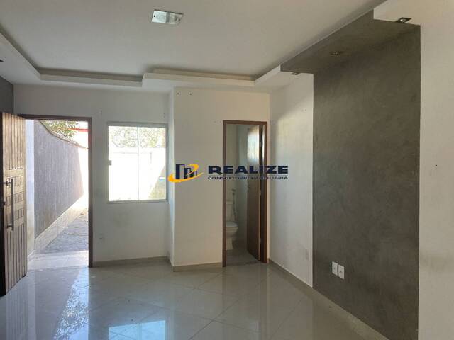 #1163 - Casa para Venda em Campos dos Goytacazes - RJ
