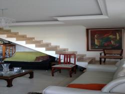 Casa para Venda em Campos dos Goytacazes - 2