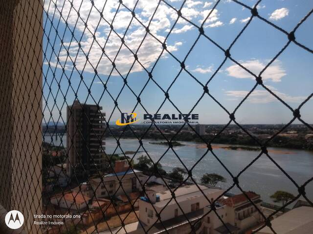 Apartamento para Venda em Campos dos Goytacazes - 4