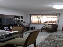 #120 - Casa em condomínio para Venda em Campos dos Goytacazes - RJ