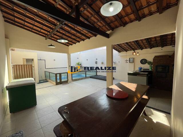 Casa para Venda em Campos dos Goytacazes - 2