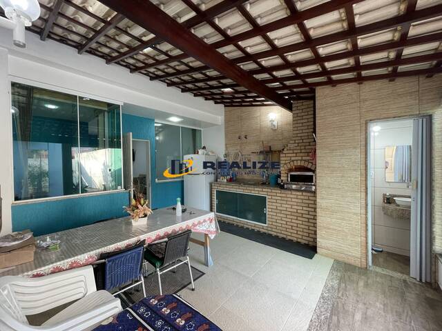 #1411 - Casa para Venda em Campos dos Goytacazes - RJ