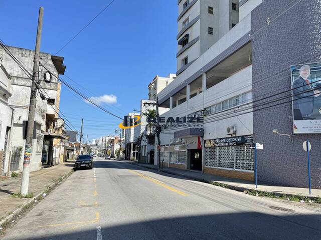 Apartamento para Venda em Campos dos Goytacazes - 4