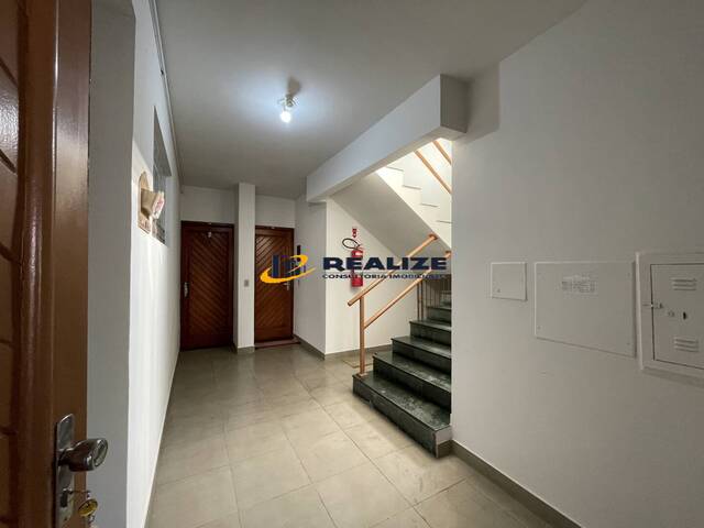 Apartamento para Venda em Campos dos Goytacazes - 2
