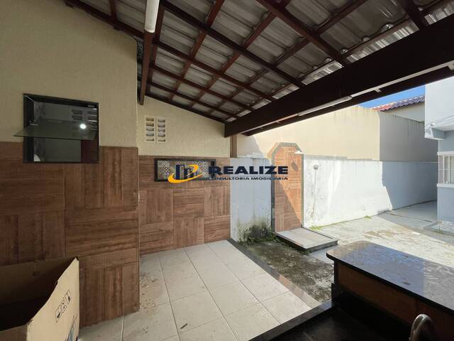 Casa para Venda em Campos dos Goytacazes - 4