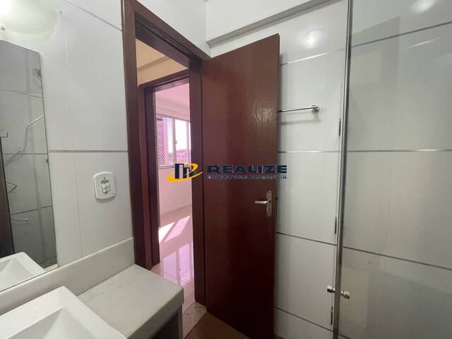 #1698 - Apartamento para Venda em Campos dos Goytacazes - RJ