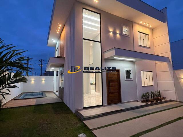 #1733 - Casa para Venda em Campos dos Goytacazes - RJ