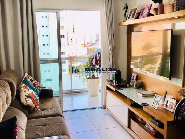 #1767 - Apartamento para Venda em Campos dos Goytacazes - RJ