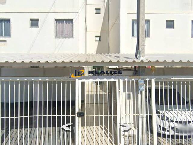 Apartamento para Venda em Campos dos Goytacazes - 3