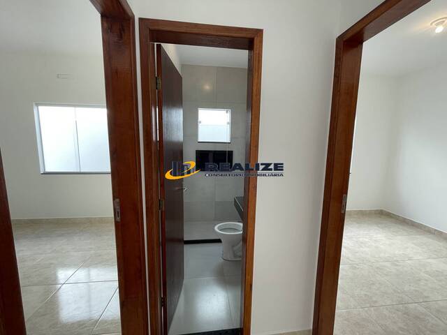 #1806 - Casa para Venda em Campos dos Goytacazes - RJ
