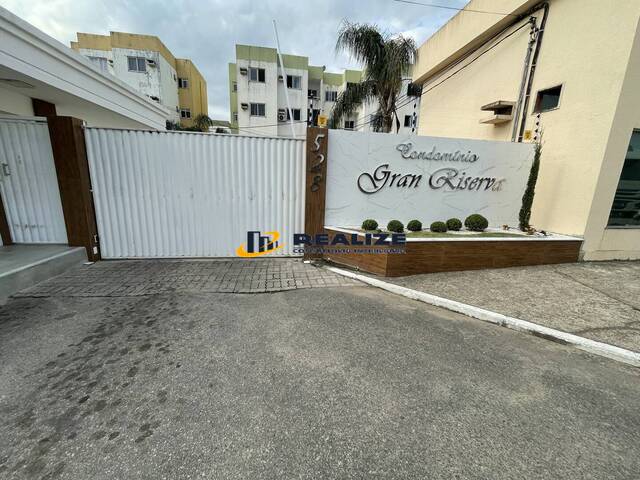 Apartamento para Venda em Campos dos Goytacazes - 2