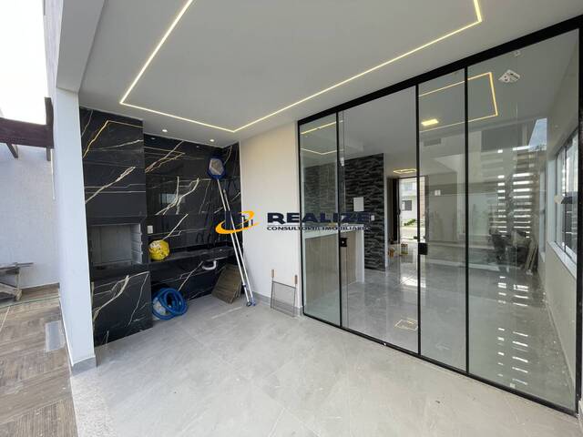 #2184 - Casa para Venda em Campos dos Goytacazes - RJ