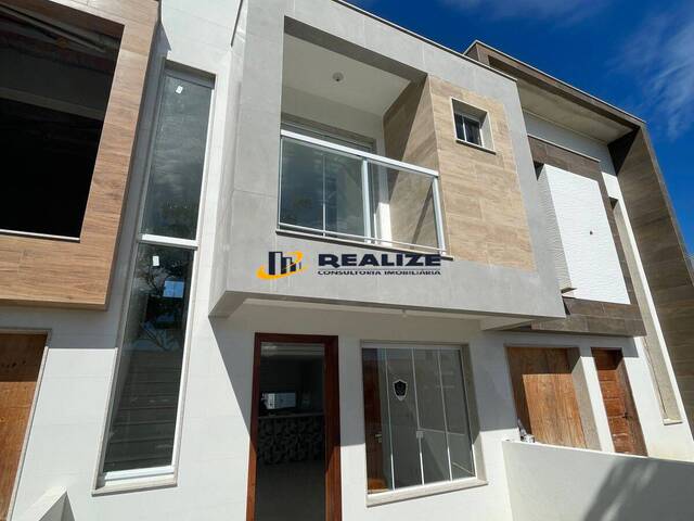 #2237 - Casa para Venda em Campos dos Goytacazes - RJ