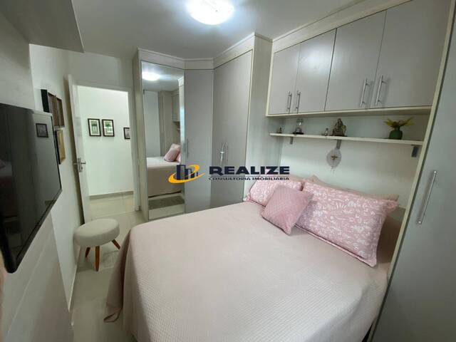 #2281 - Apartamento para Venda em Campos dos Goytacazes - RJ