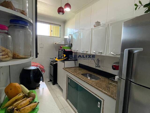#2324 - Apartamento para Venda em Campos dos Goytacazes - RJ
