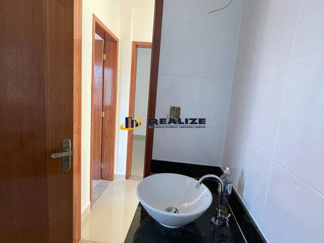 Apartamento para Venda em Campos dos Goytacazes - 4
