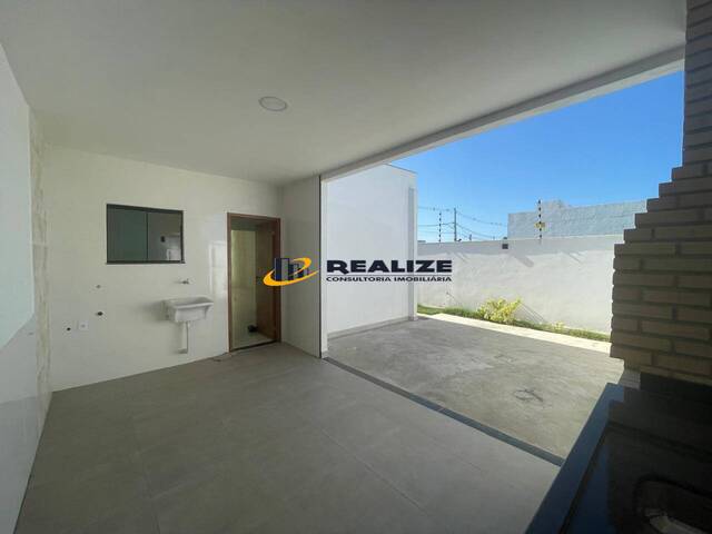 #2375 - Casa para Venda em Campos dos Goytacazes - RJ