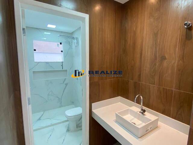 #2485 - Casa para Venda em Campos dos Goytacazes - RJ