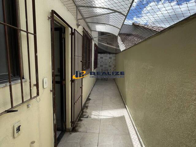 #2513 - Apartamento para Venda em Campos dos Goytacazes - RJ