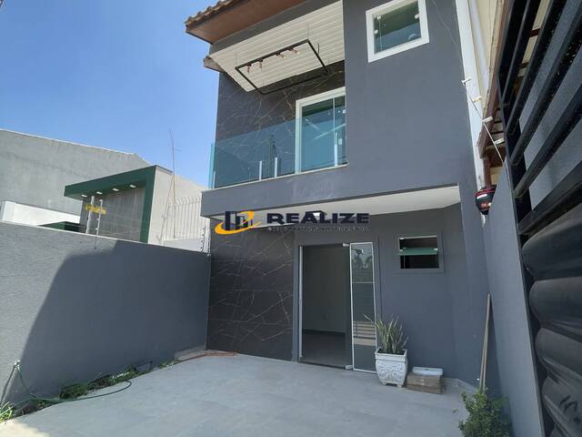 #2529 - Casa para Venda em Campos dos Goytacazes - RJ