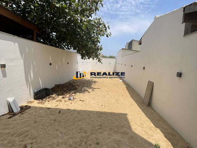 #2532 - Casa para Venda em Campos dos Goytacazes - RJ