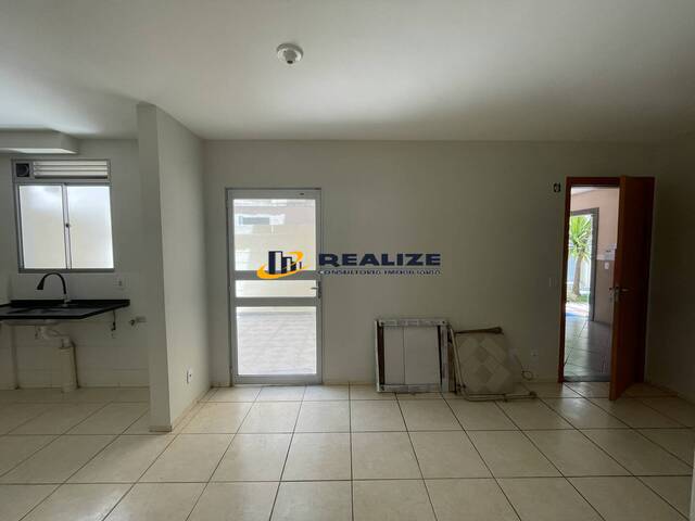 #2555 - Apartamento para Venda em Campos dos Goytacazes - RJ