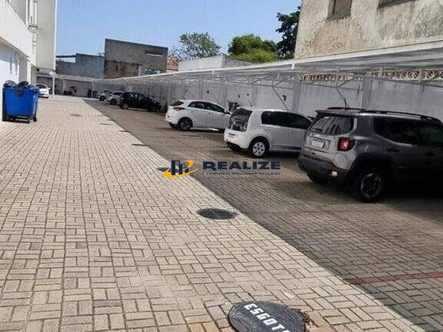 Apartamento para Venda em Campos dos Goytacazes - 3