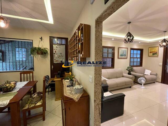 #2722 - Casa para Venda em Campos dos Goytacazes - RJ