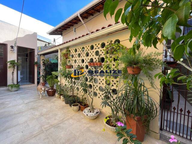 #2723 - Casa para Venda em Campos dos Goytacazes - RJ