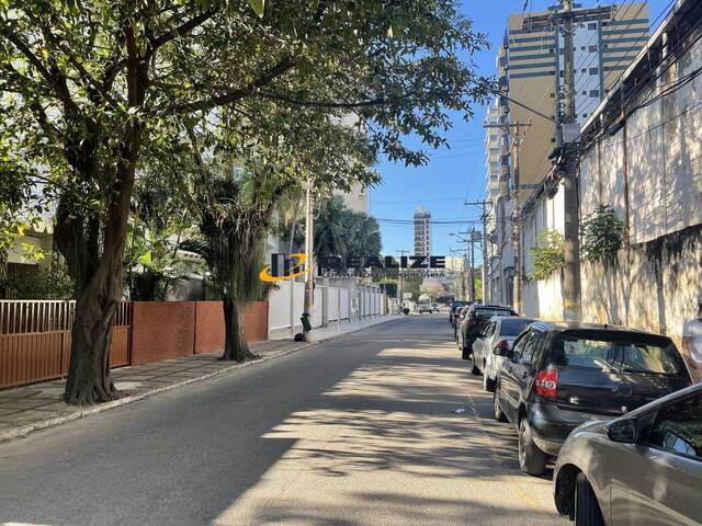 #2750 - Apartamento para Venda em Campos dos Goytacazes - RJ