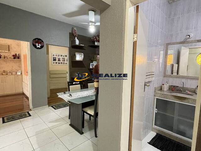 #2784 - Casa para Venda em Campos dos Goytacazes - RJ