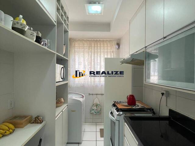 #2800 - Apartamento para Venda em Campos dos Goytacazes - RJ