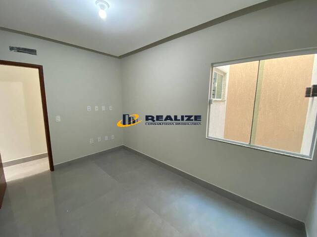 #2848 - Casa para Venda em Campos dos Goytacazes - RJ