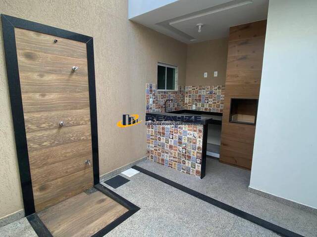 #2848 - Casa para Venda em Campos dos Goytacazes - RJ