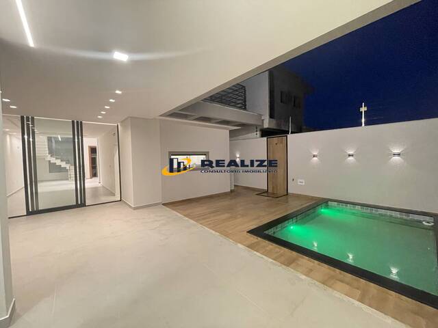 #2935 - Casa para Venda em Campos dos Goytacazes - RJ