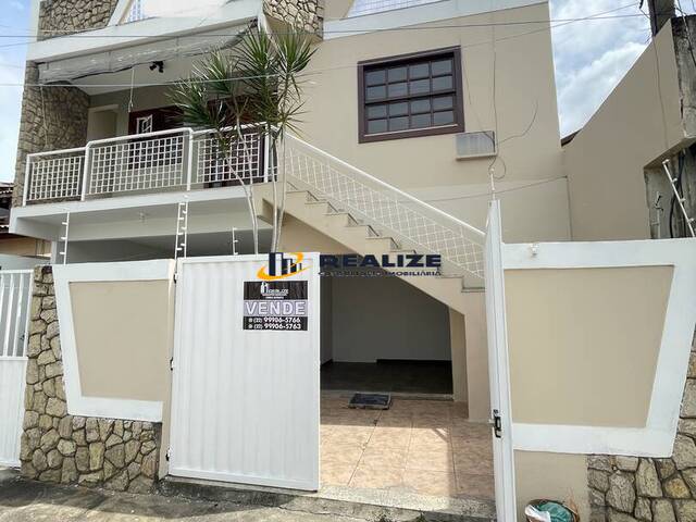 #2950 - Casa para Venda em Campos dos Goytacazes - RJ